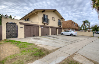 Fresno, CA Apartments - 4840 E University Ave