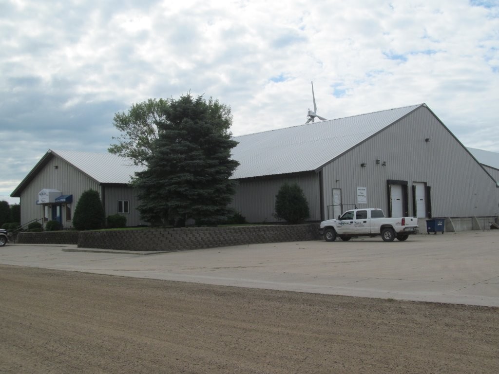 511 Industrial Park Blvd, Elbow Lake, MN for Sale