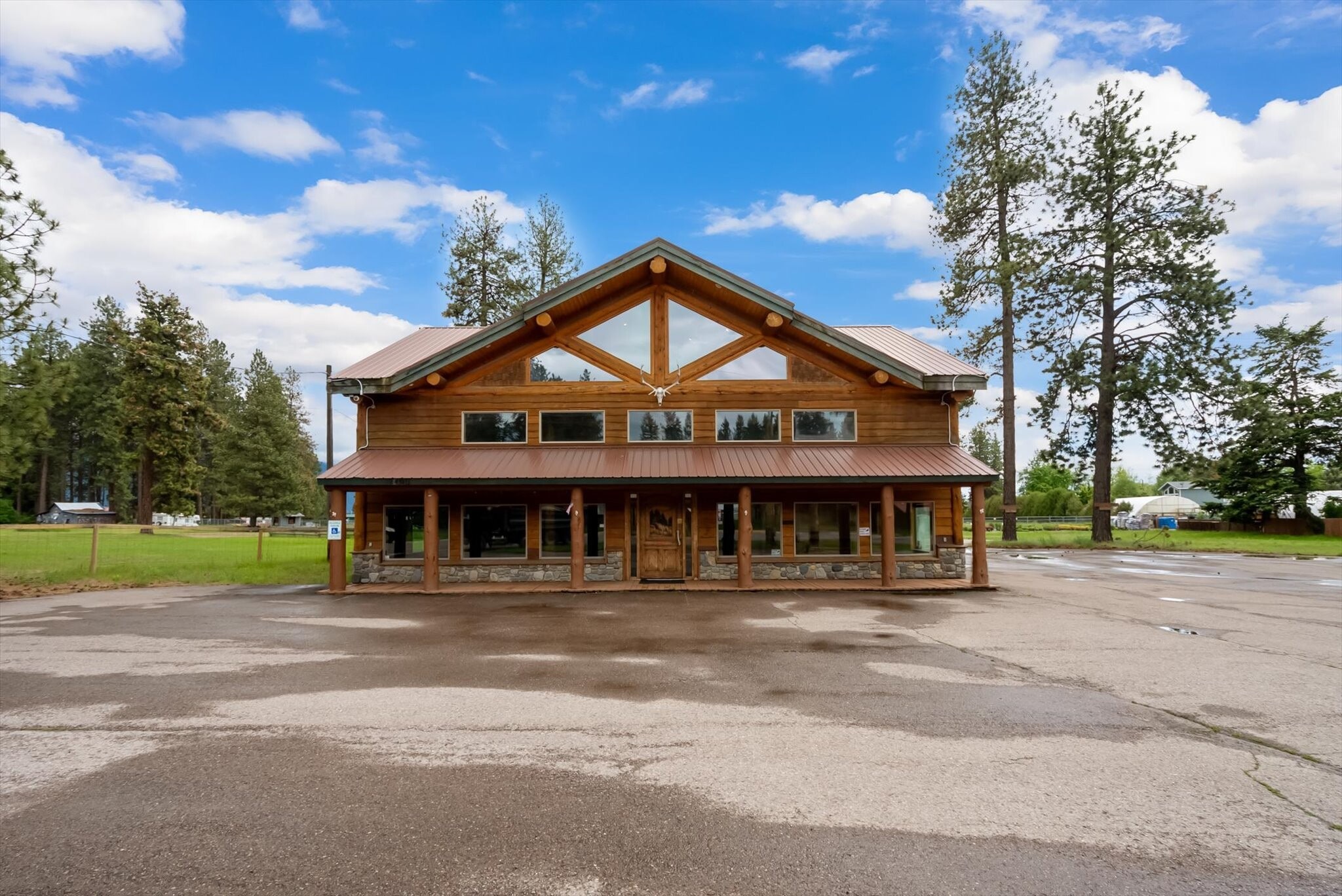 2400 9th St W, Columbia Falls, MT for Sale