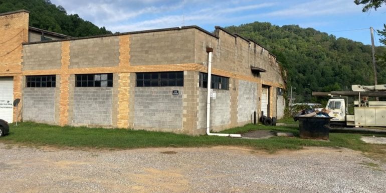 2841 N Main St, Hazard, KY for Sale