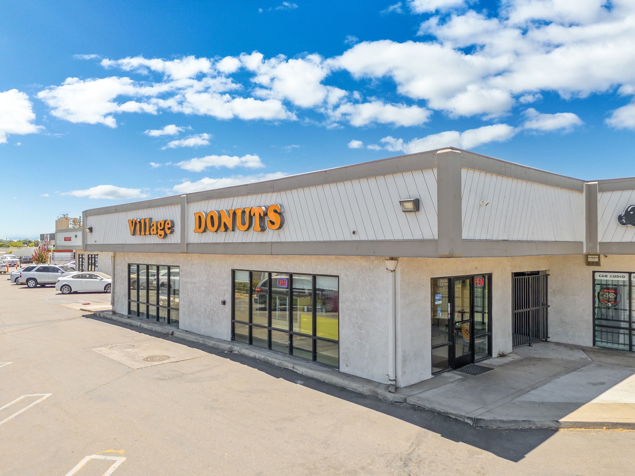 335-377 S Golden State Blvd, Turlock, CA for Sale