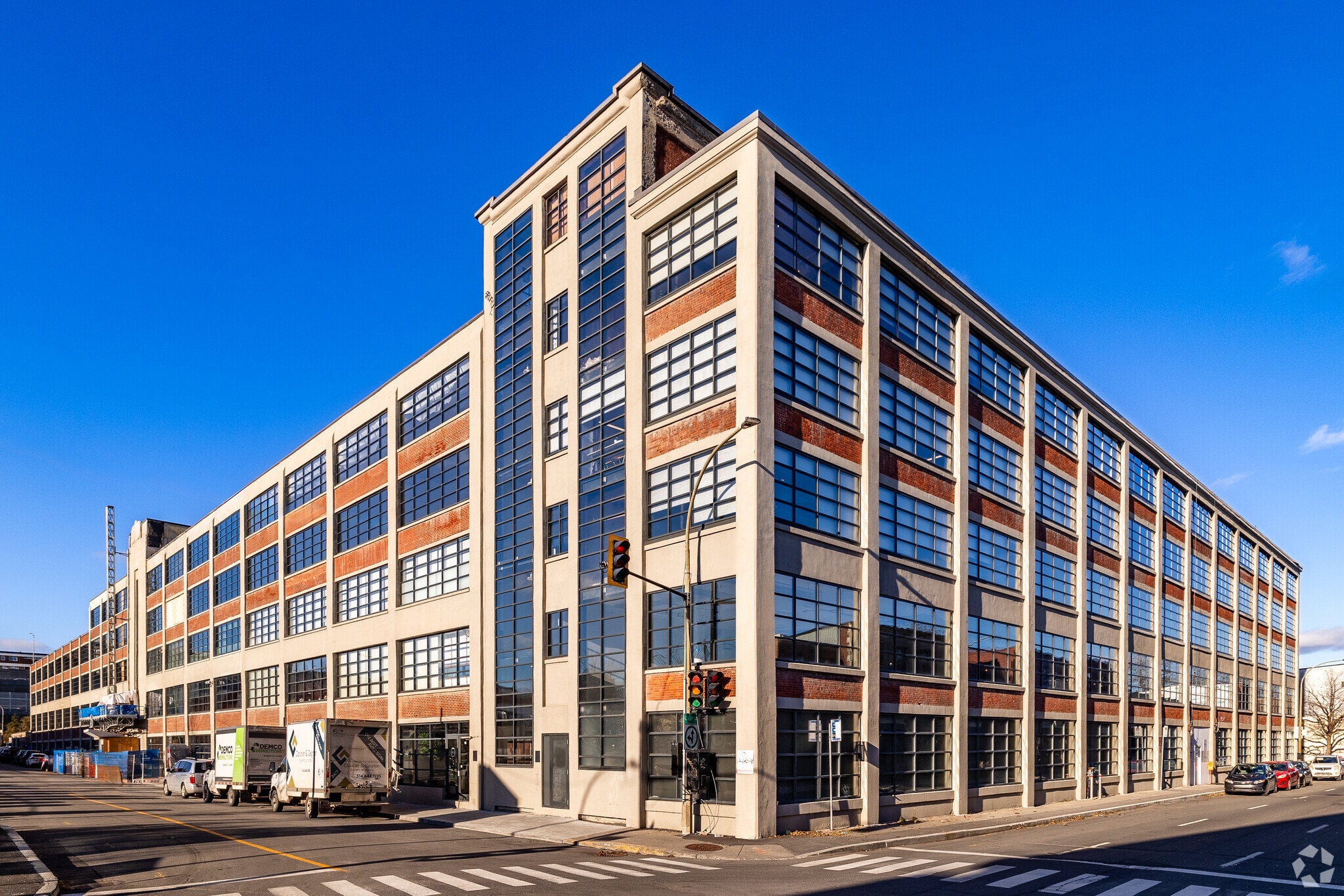 901-1001 Rue Lenoir, Montréal, QC for Rent
