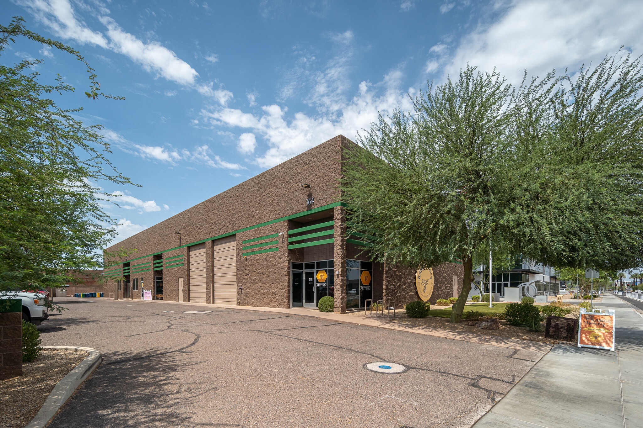 364 S Smith Rd, Tempe, AZ for Sale