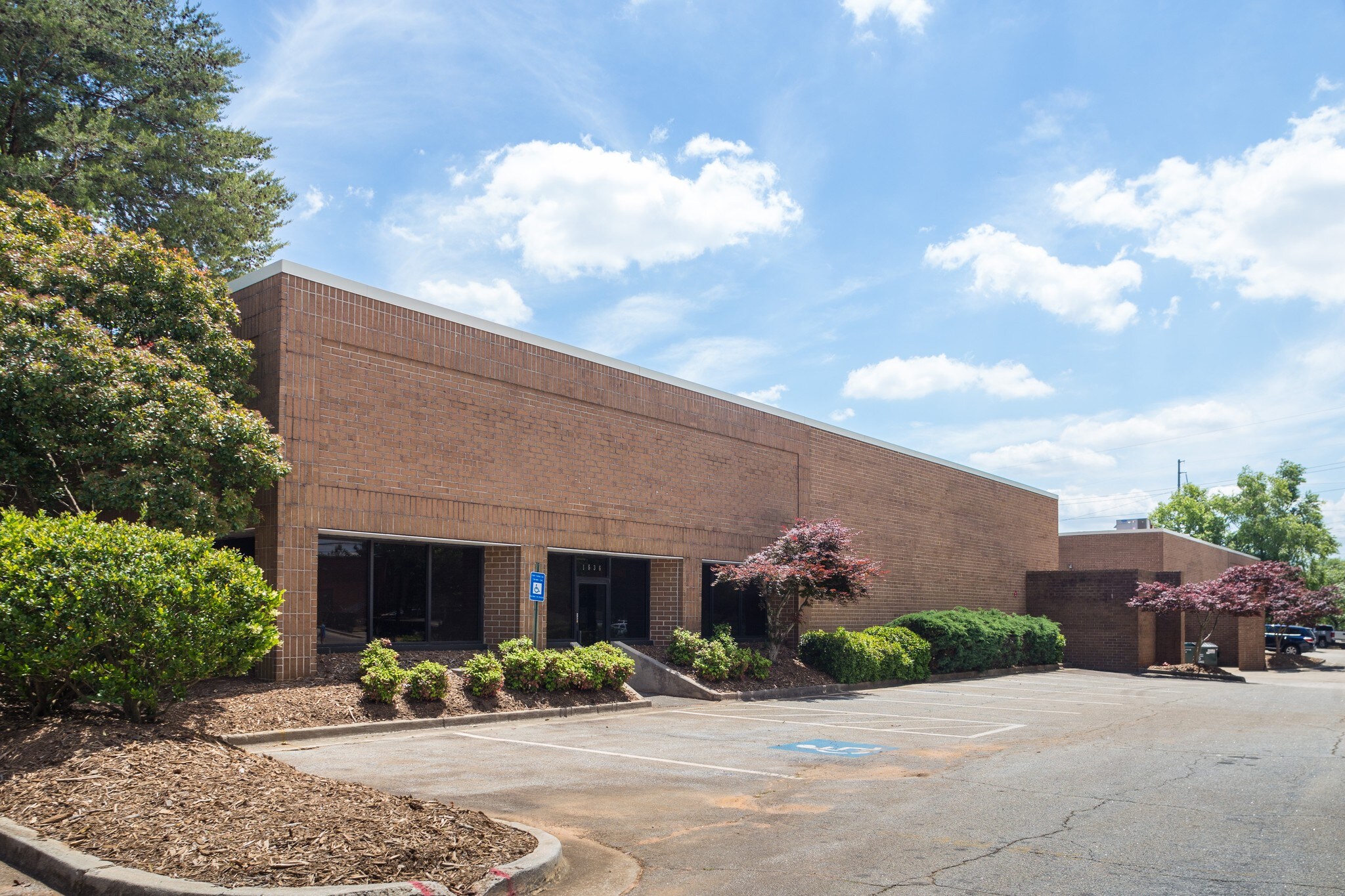 15261536 Litton Dr Stone Mountain, GA 30083 Industrial Property for