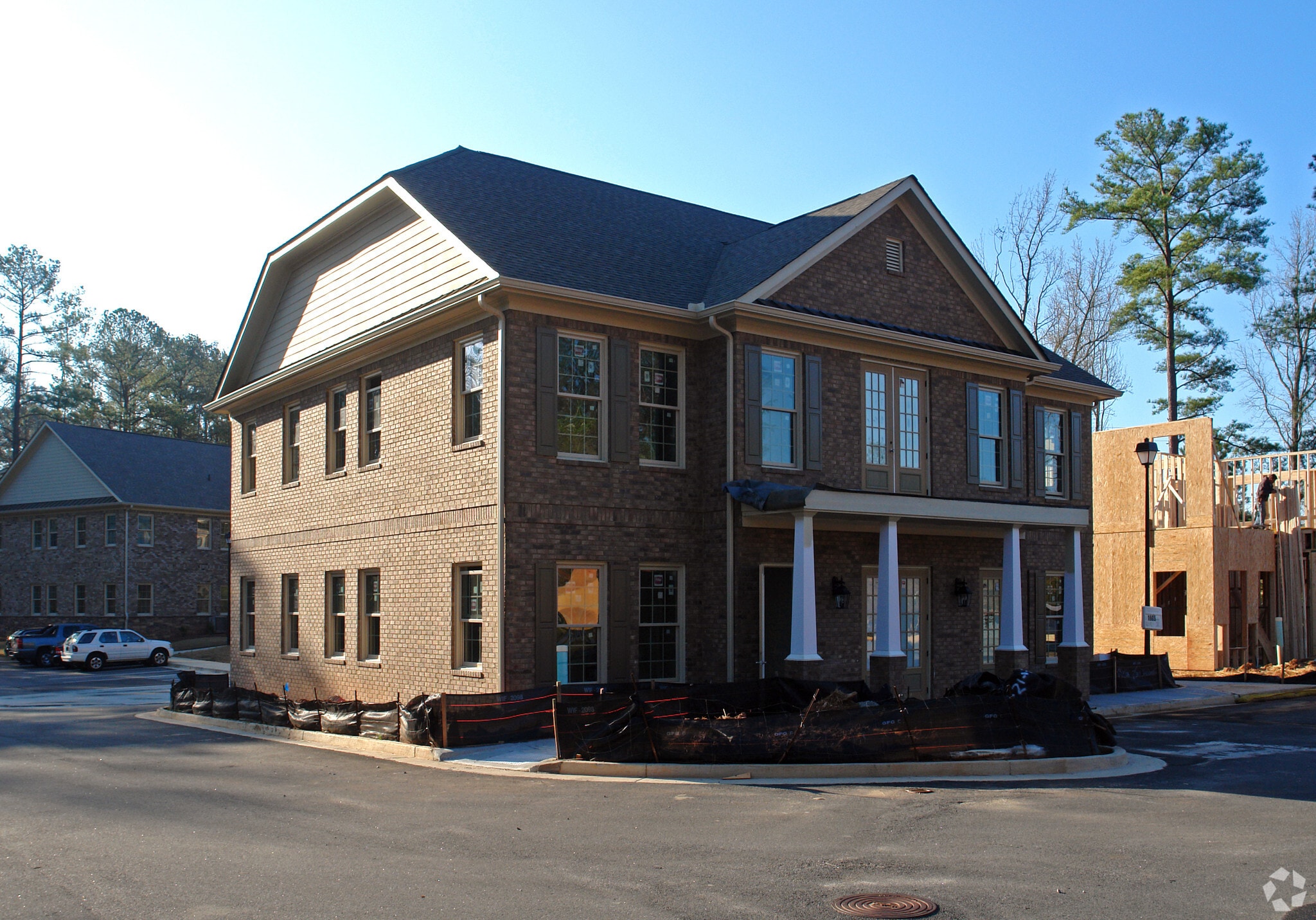 1905 Woodstock Rd, Roswell, GA for Rent