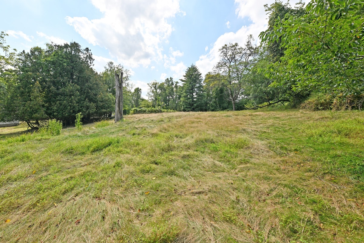 235 Wearimus Rd, Ho Ho Kus, NJ for Sale