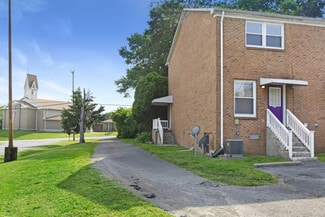 Hermitage, TN Apartments - 1012-1032 Hickory Hill Ln