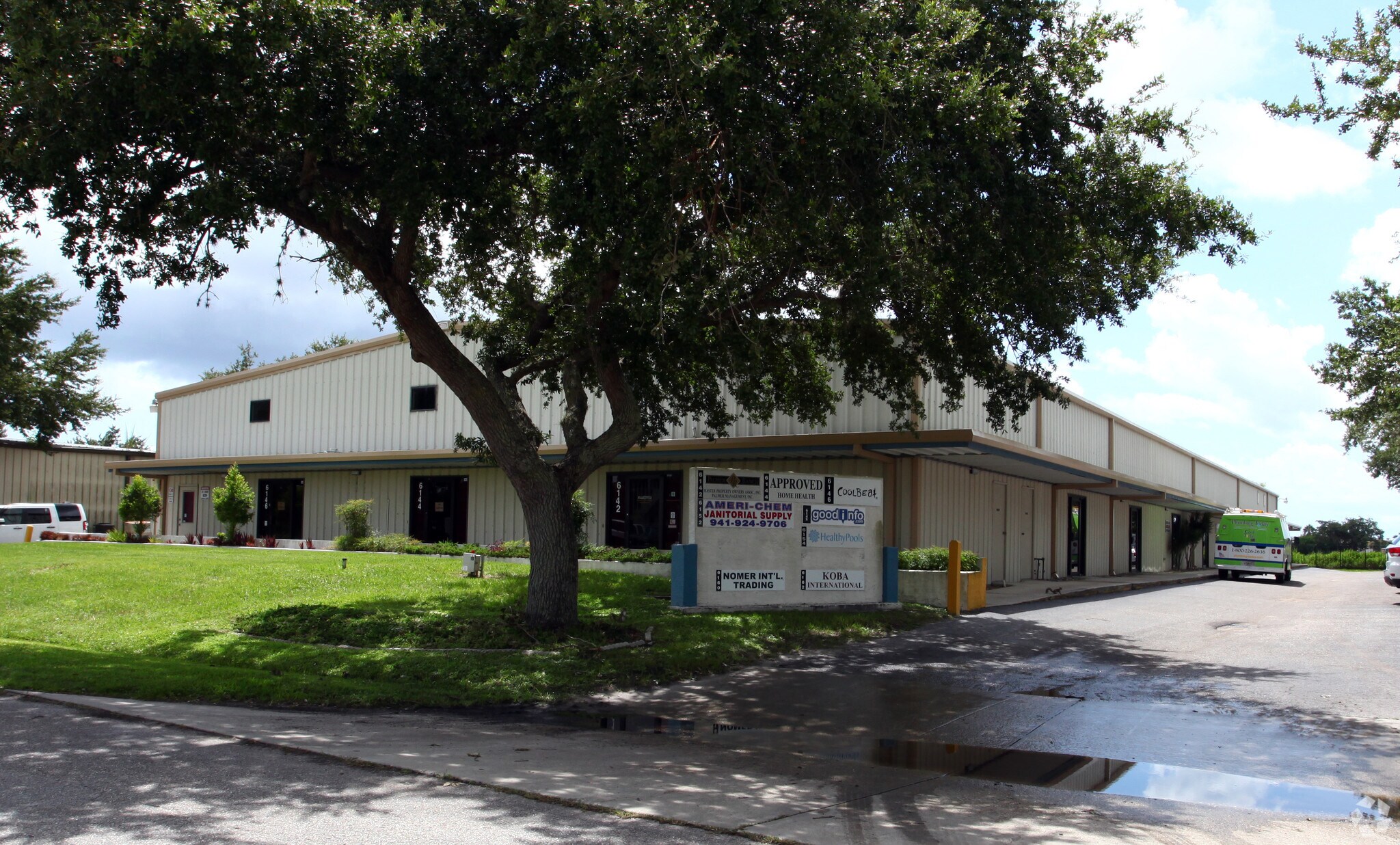 6146 Clark Center Ave, Sarasota, FL for Rent