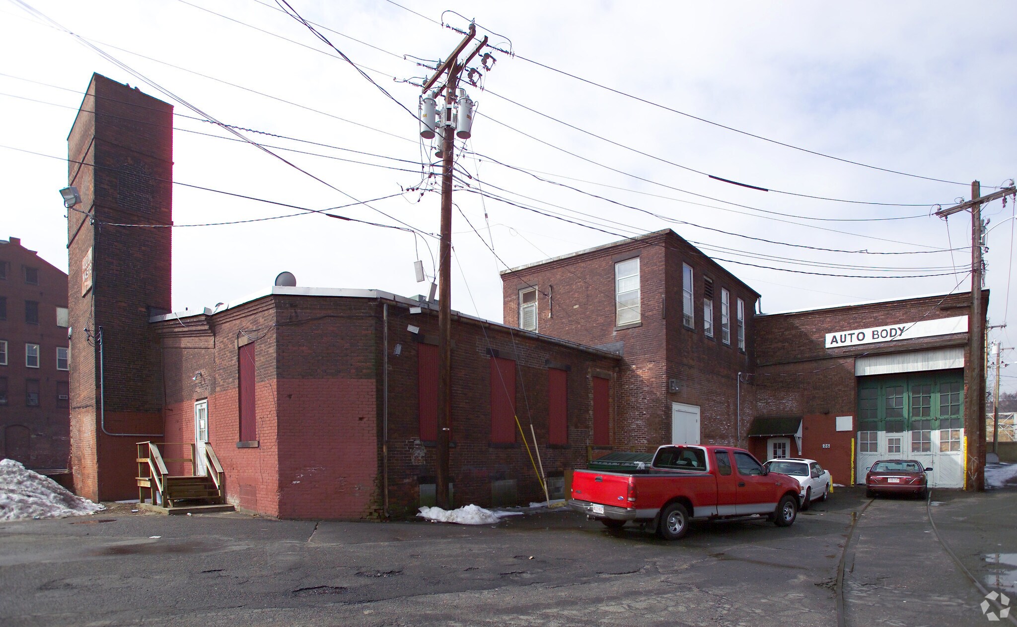 26 Hadley Mill Rd Holyoke, MA 01040 Industrial Property for Lease on
