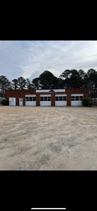 Garner, NC Self-Storage Facilities - 2016 W Garner Rd