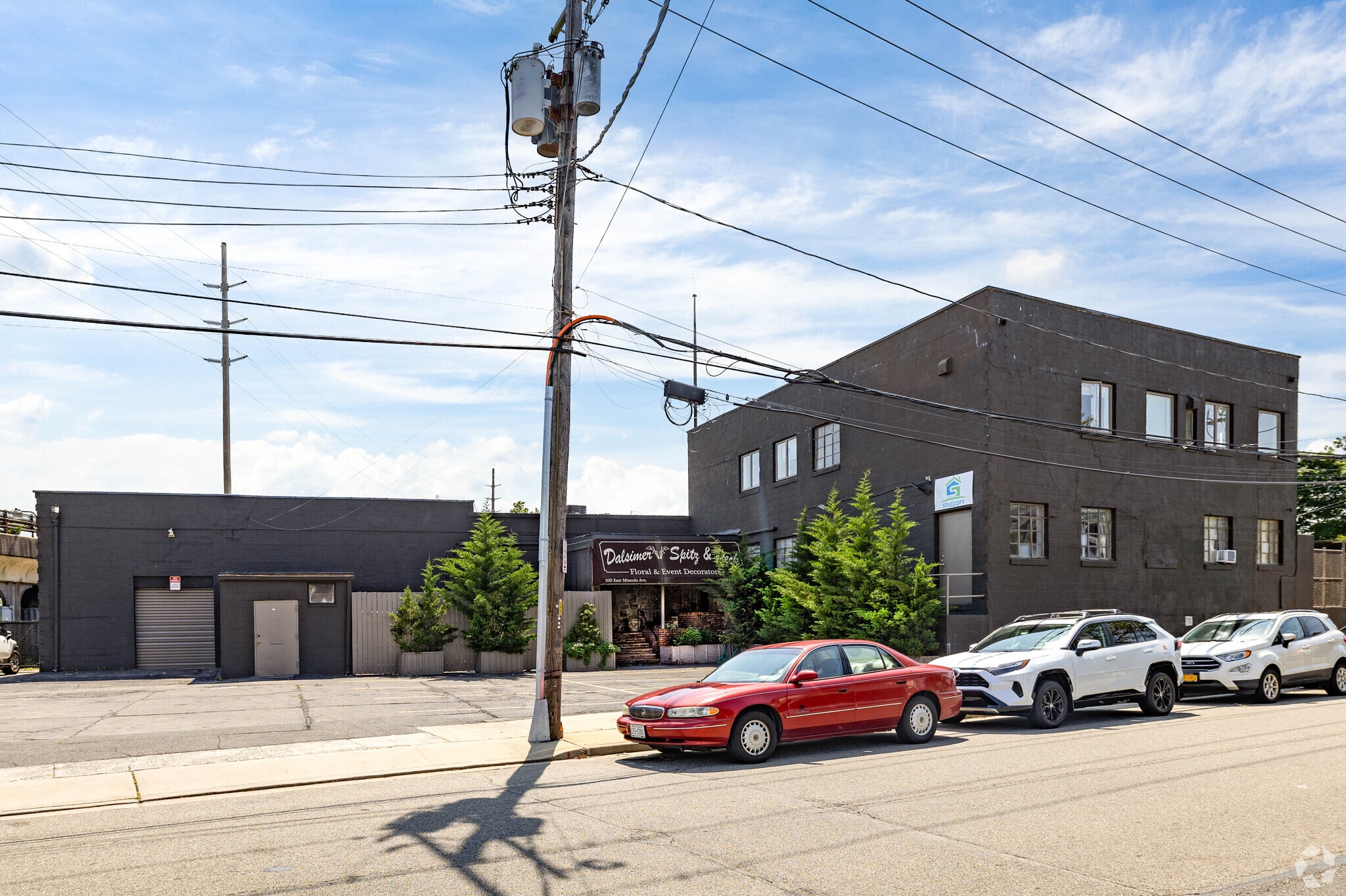 100 E Mineola Ave, Valley Stream, NY for Rent