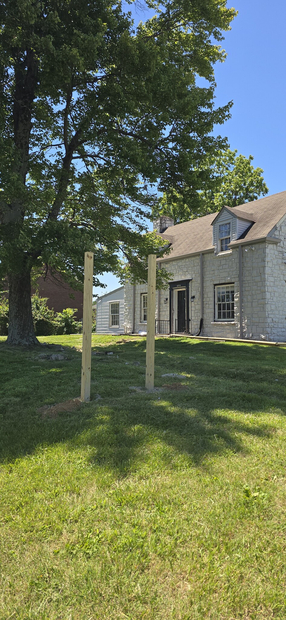 4502 Fegenbush Ln, Louisville, KY for Sale
