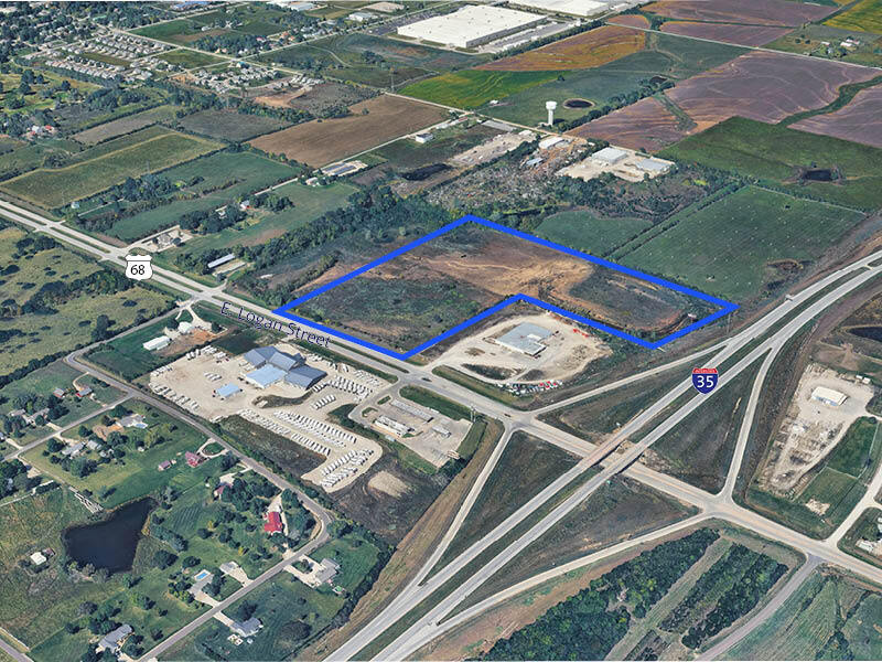 2325 E Logan St, Ottawa, KS for Sale
