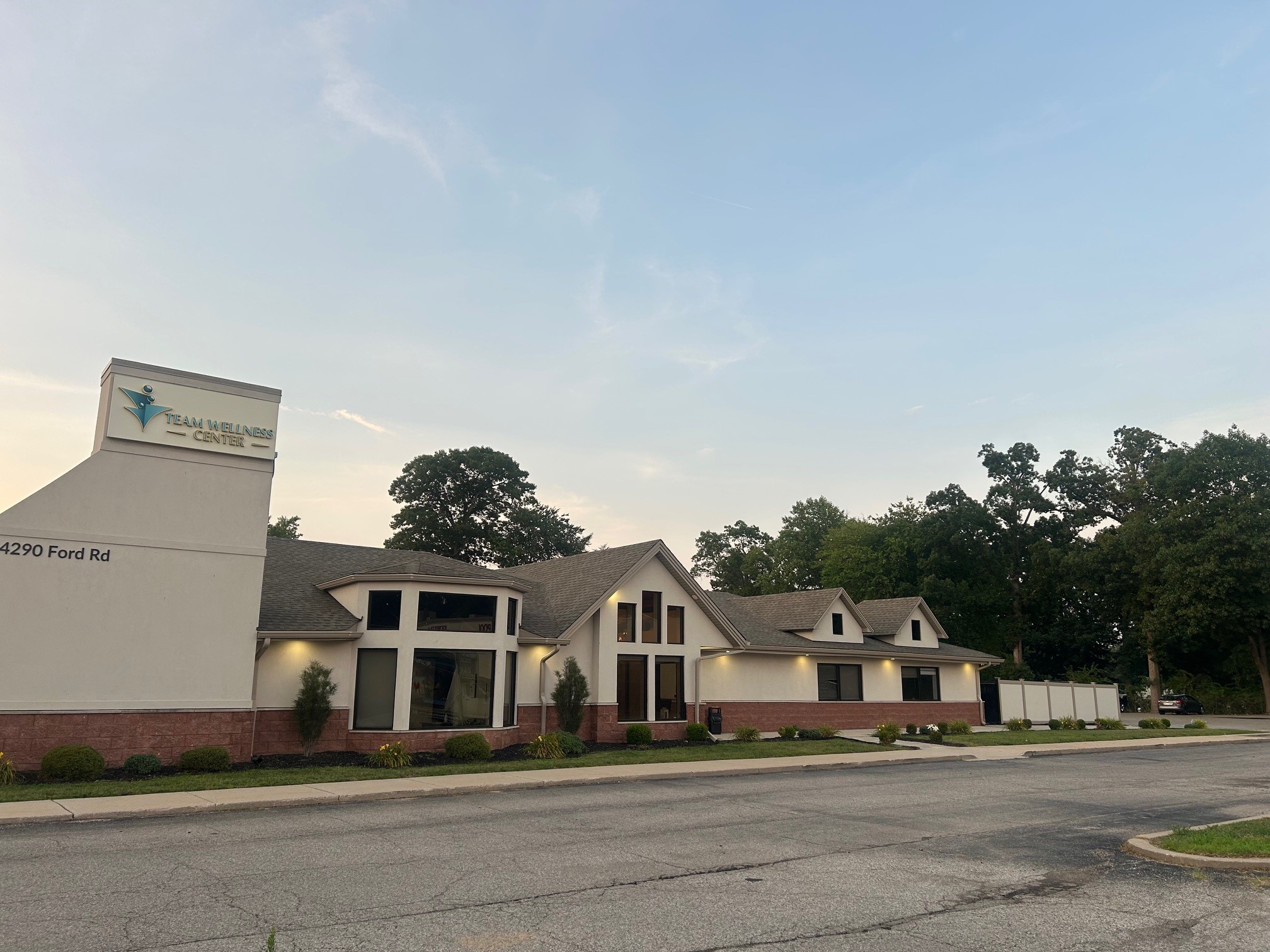 34290 Ford Rd, Westland, MI for Sale