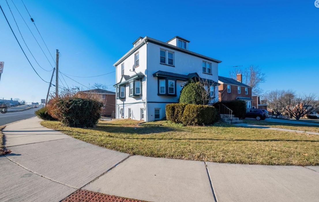 700 Charing Cross Rd, Baltimore, MD for Sale