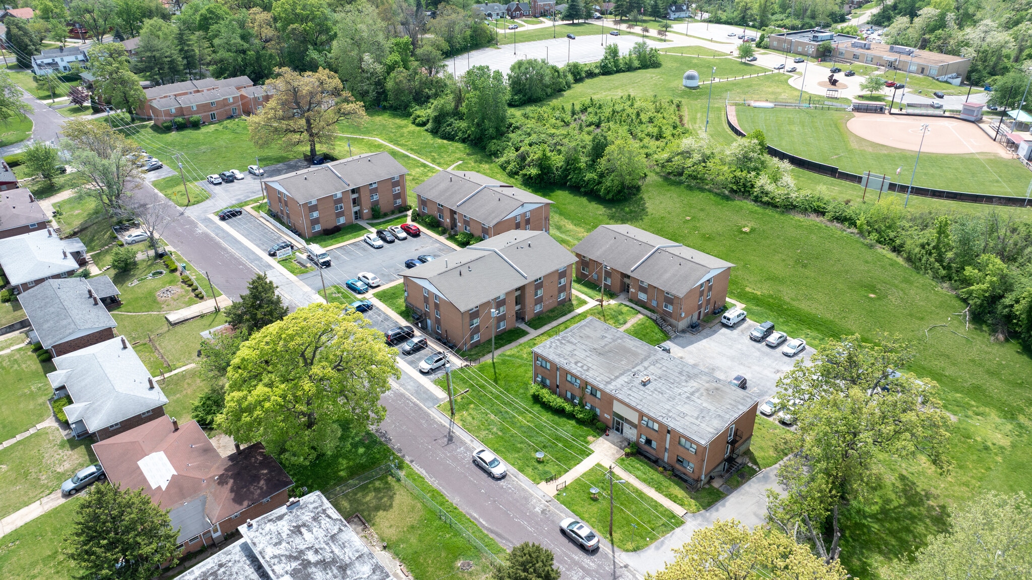 7718-7744 Springdale Dr, Saint Louis, MO for Sale