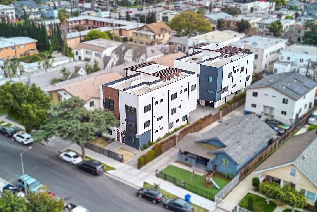 550 W 47th St, Los Angeles, CA for Sale