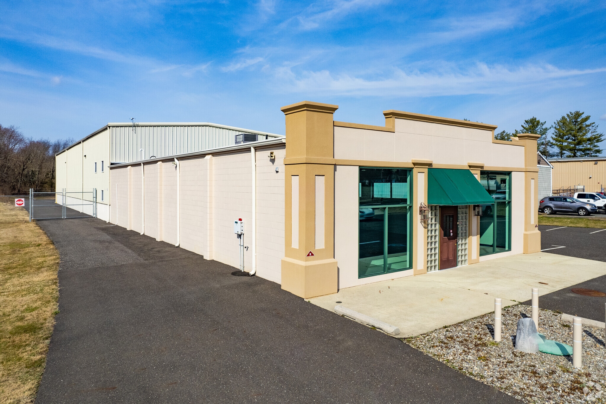 1560 N Main Rd, Vineland, NJ for Rent