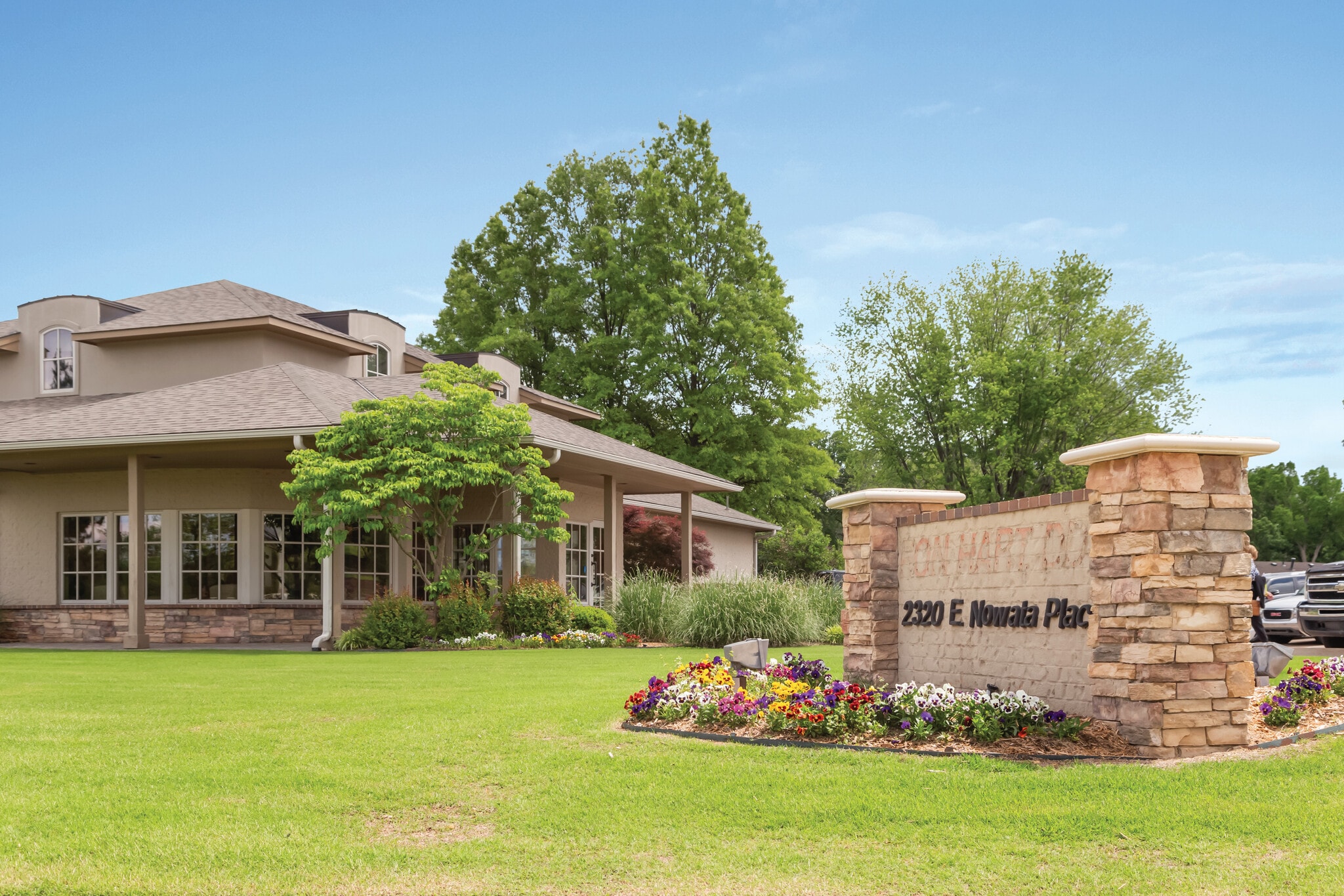 2320 Nowata Pl, Bartlesville, OK for Sale