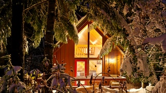 Trout Lake, WA Hospitality - 2291 Highway 141