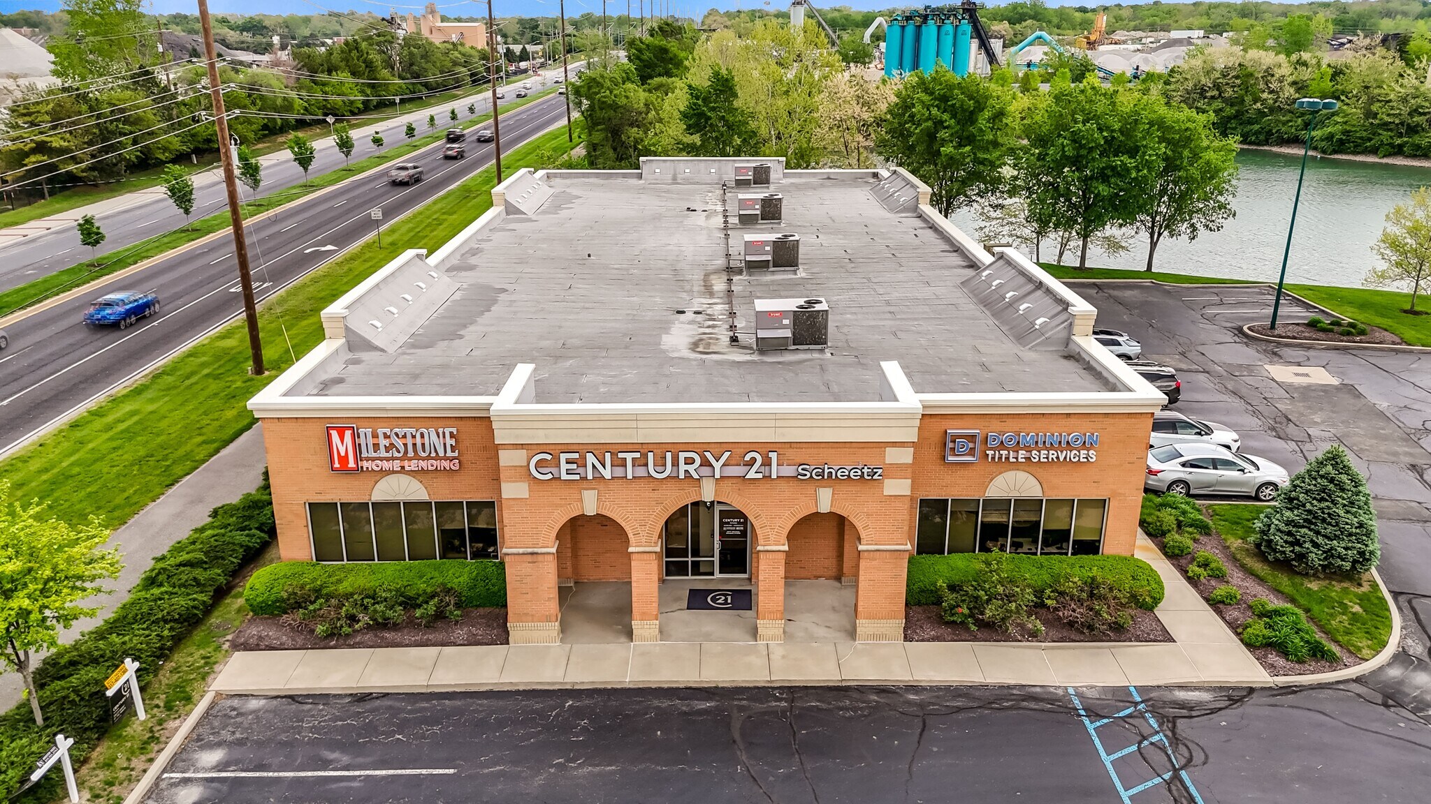 4929 E 96th St, Indianapolis, IN for Sale