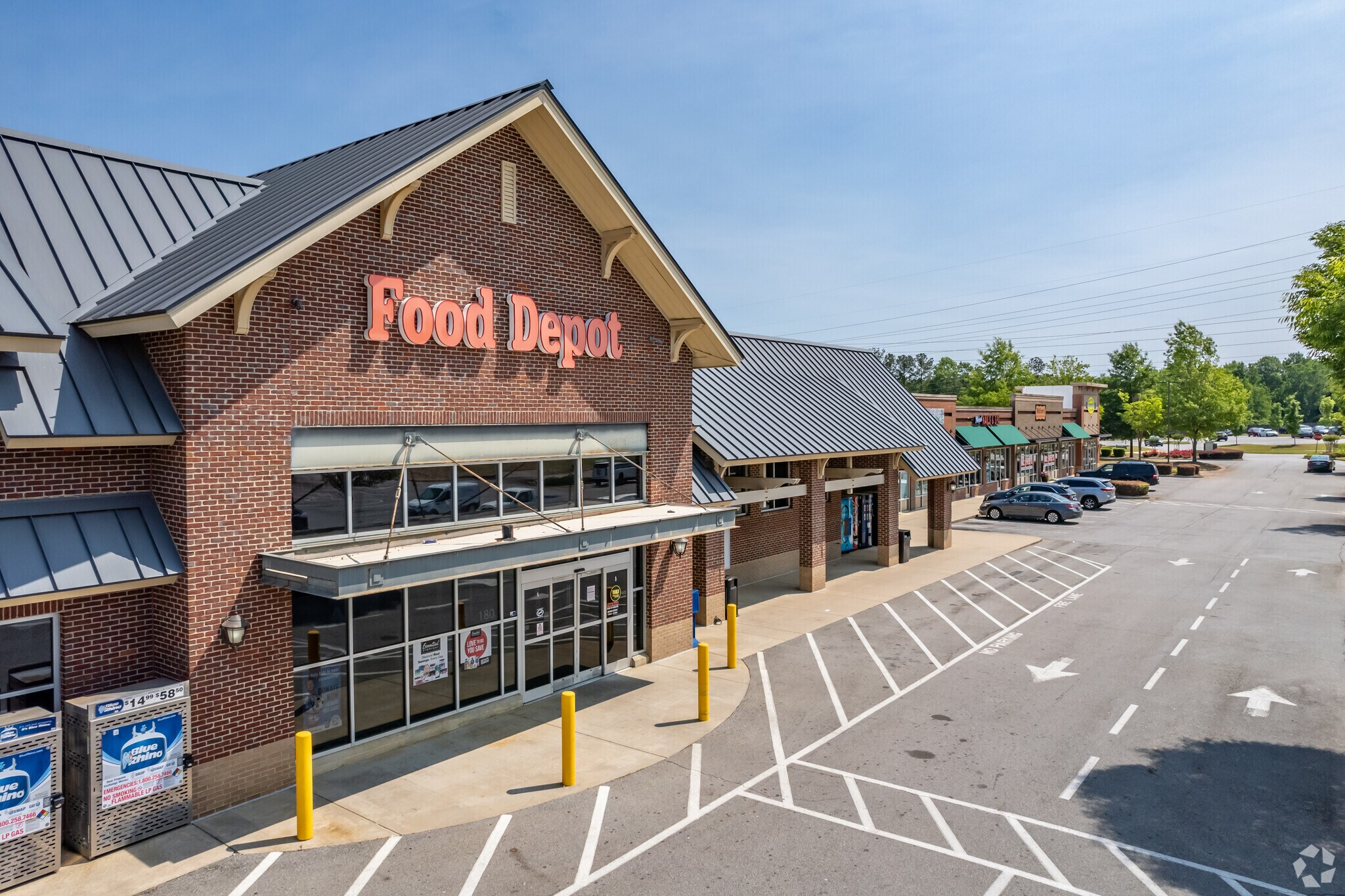 150180 Maple Xing Carrollton, GA 30117 Retail Property for Lease on