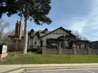 Crystal Lake, IL Retail - 394 W Virginia St