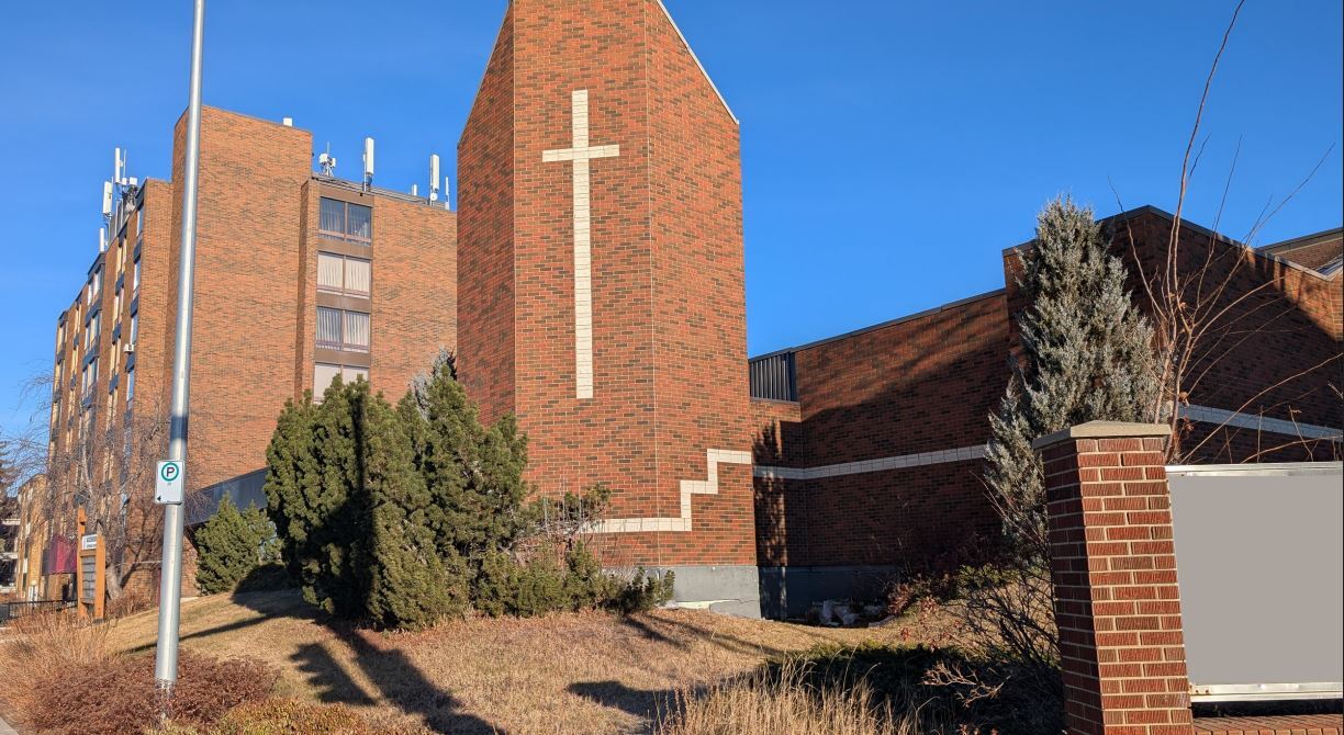 8405 83rd St NW, Edmonton, AB for Sale