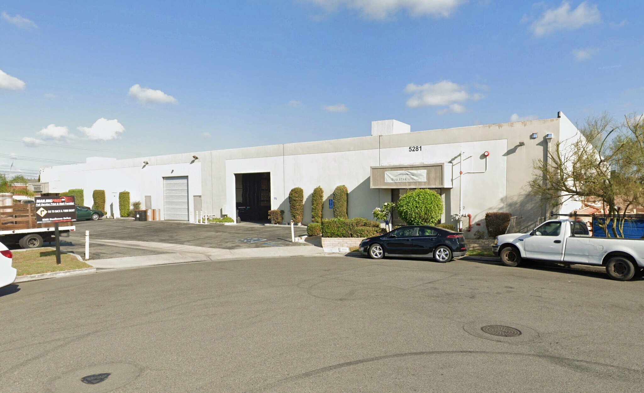 5261-5281 Business Dr, Huntington Beach, CA for Rent