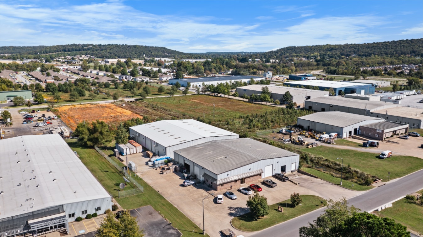 2078 Ford Ave, Springdale, AR for Rent