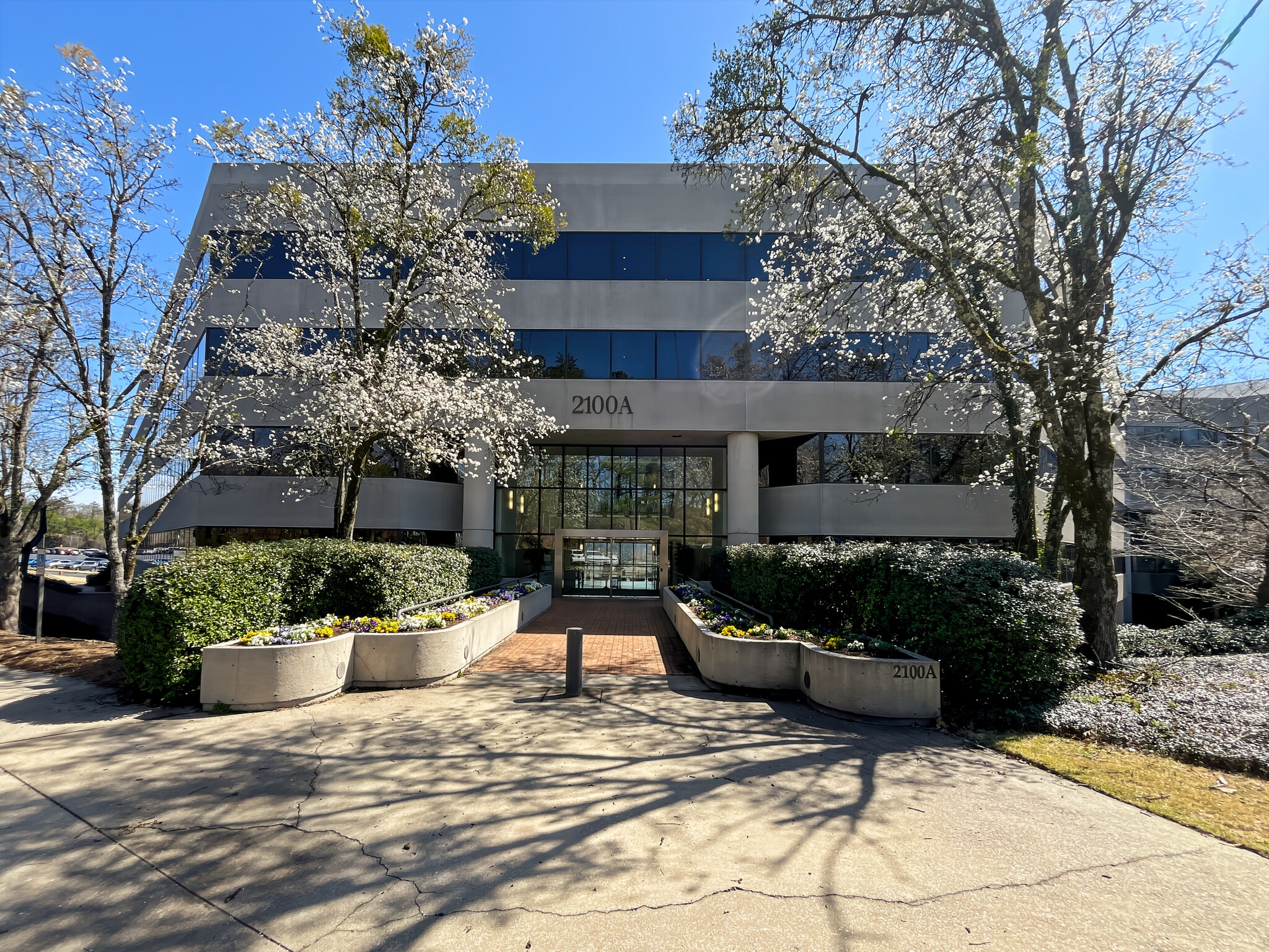 2000-2100 SouthBridge Pky, Birmingham, AL for Rent