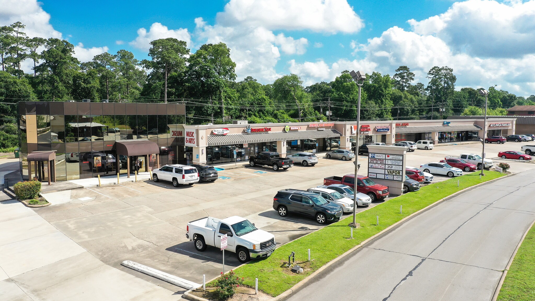 904930 W Dallas St Conroe, TX 77301 Retail Property for Lease on