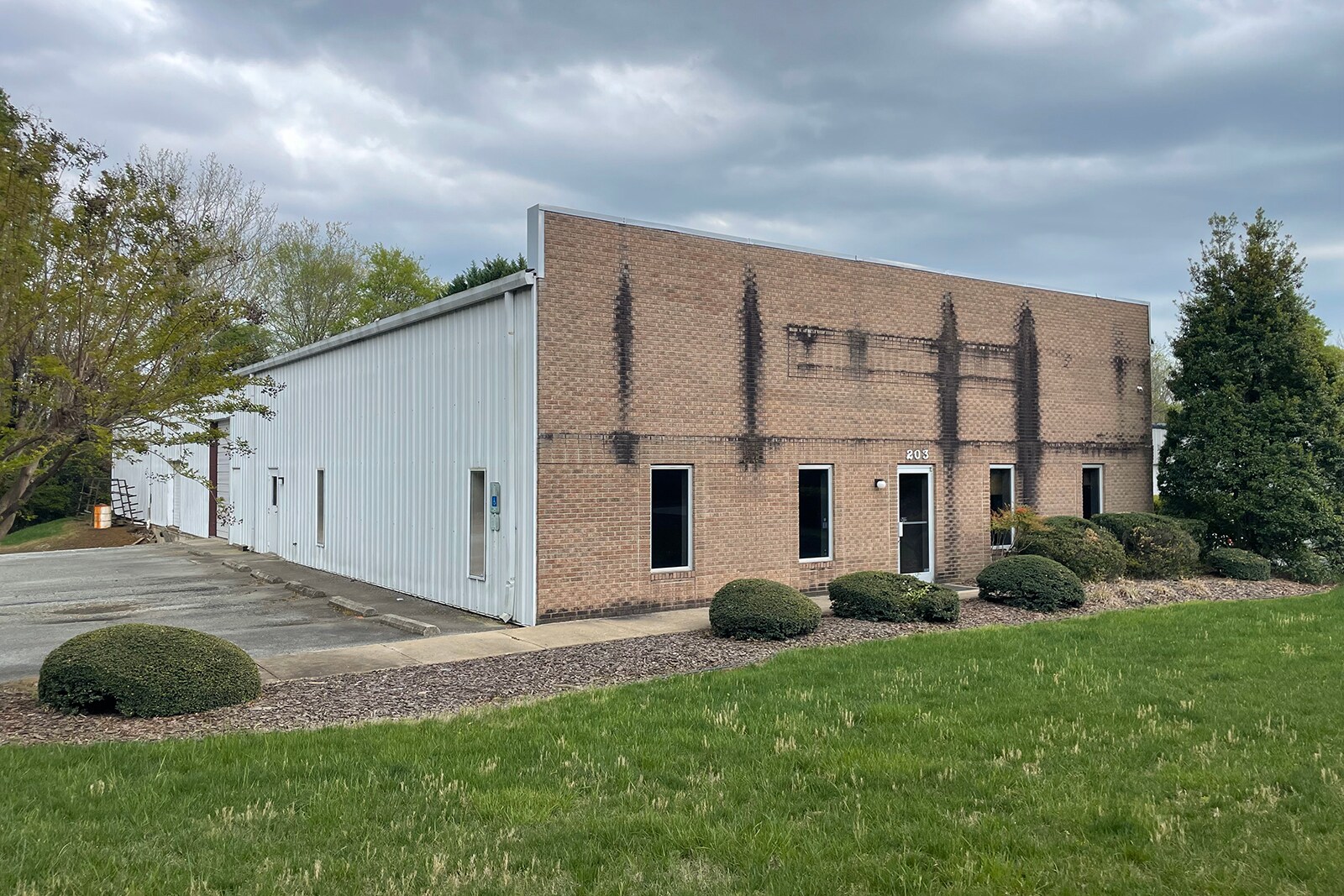 203 Aero Ct, Greensboro, NC for Rent
