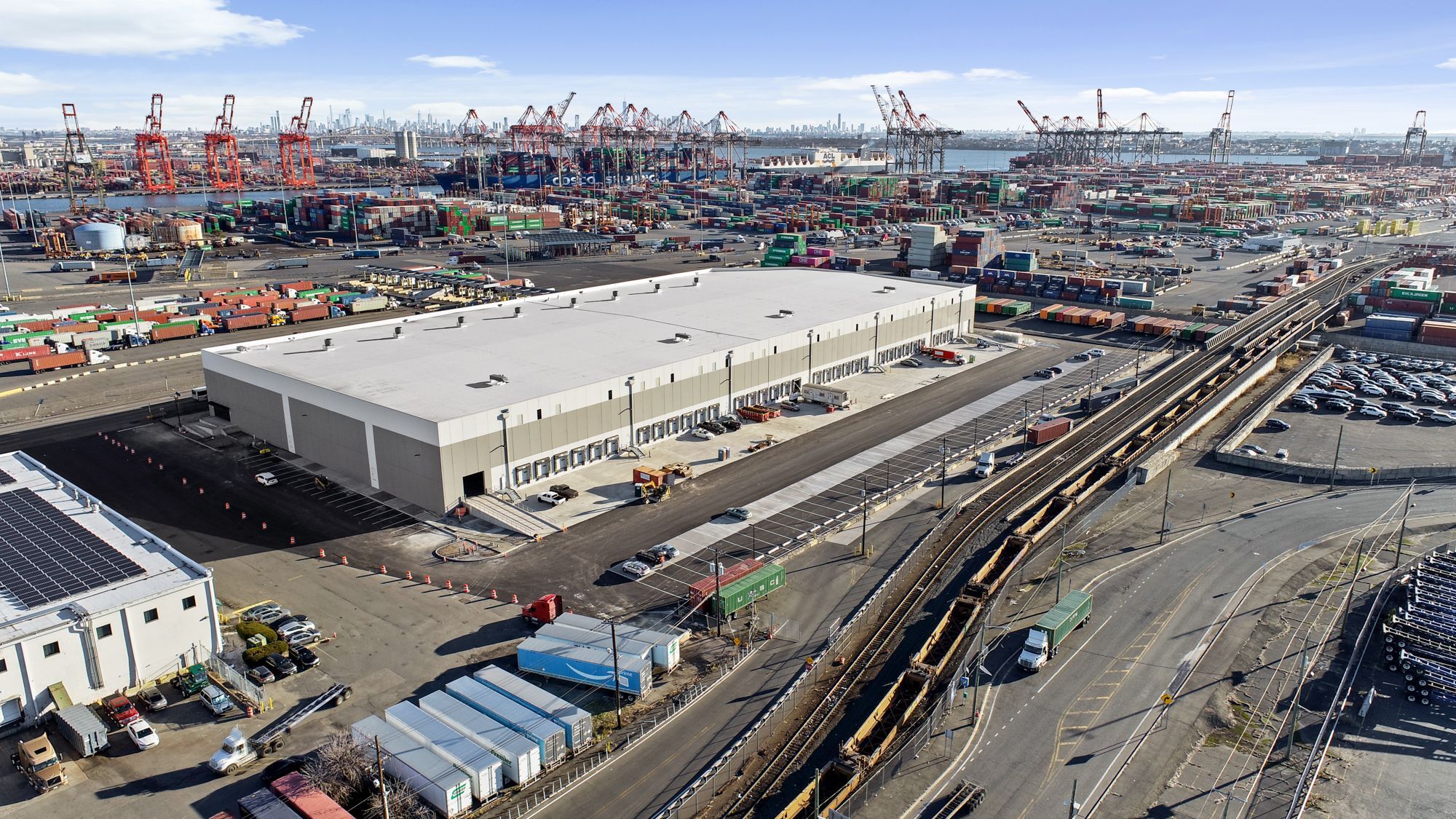 5-61 Bay Ave, Elizabeth, NJ for Rent