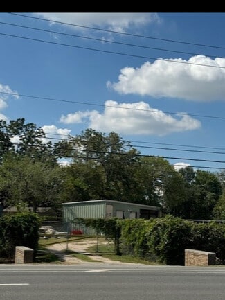 Houston, TX Commercial Land - 9320 Galveston Rd
