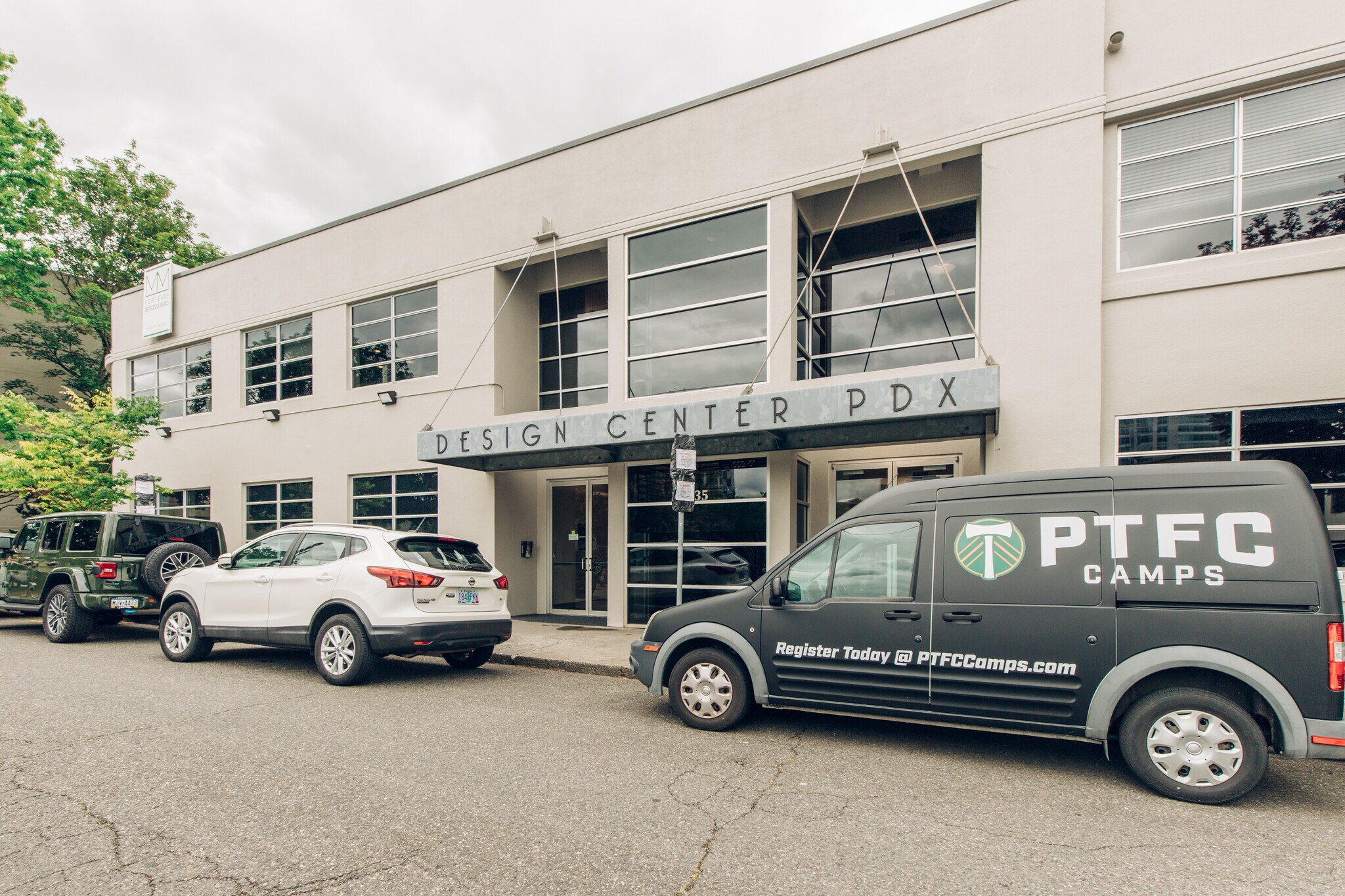 735 SW 20th Pl, Portland, OR for Rent