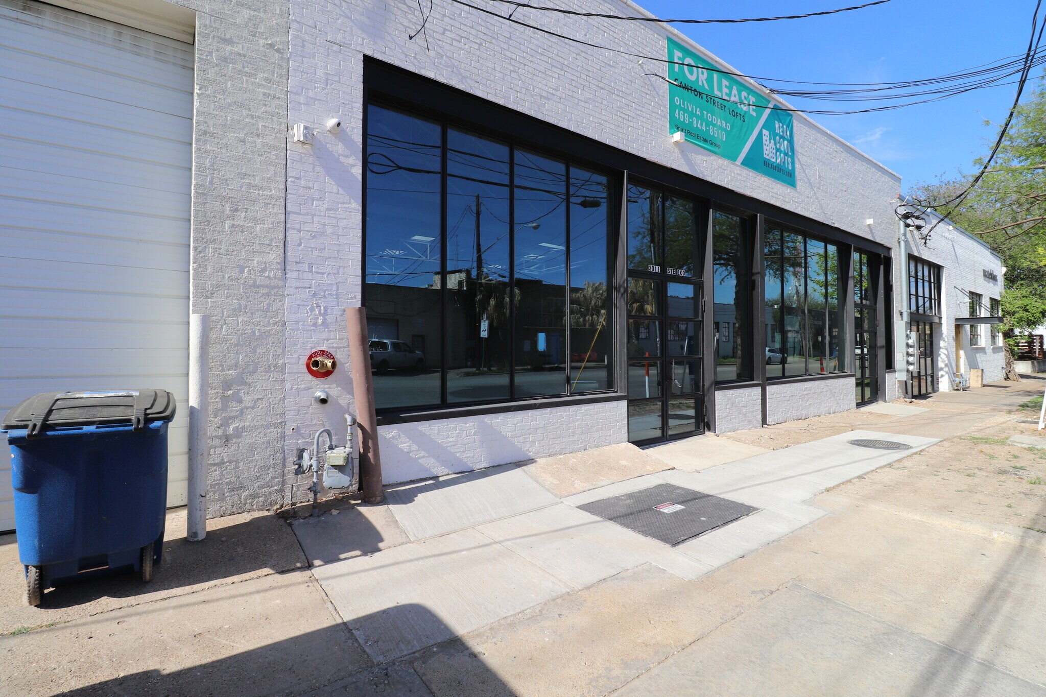3009-3011 Canton St, Dallas, TX for Rent