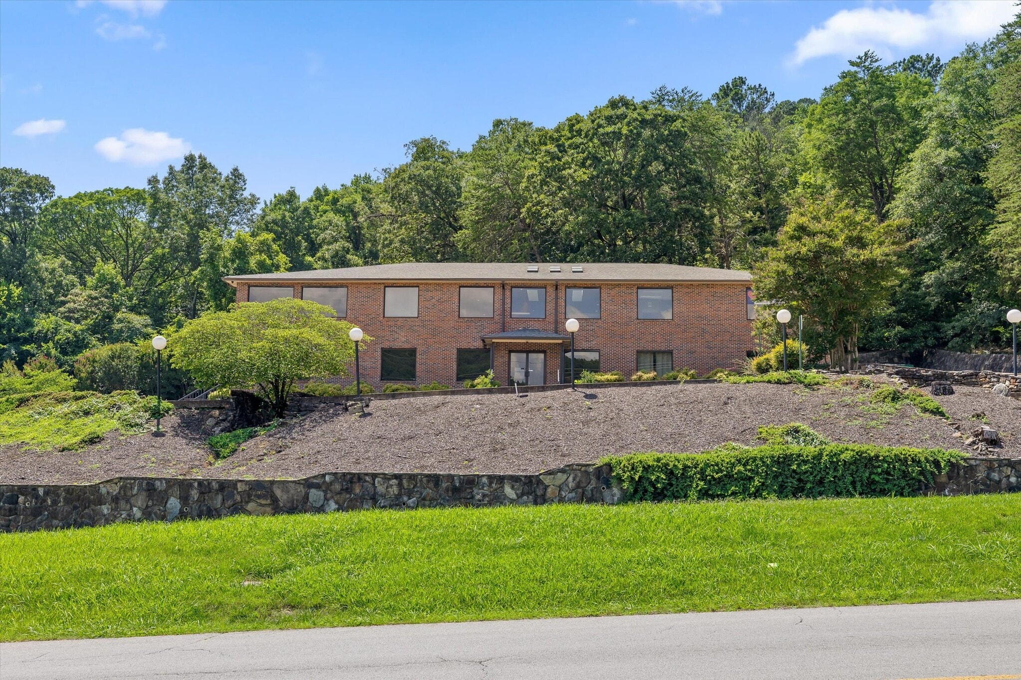901 Mountain Creek Rd, Chattanooga, TN for Rent