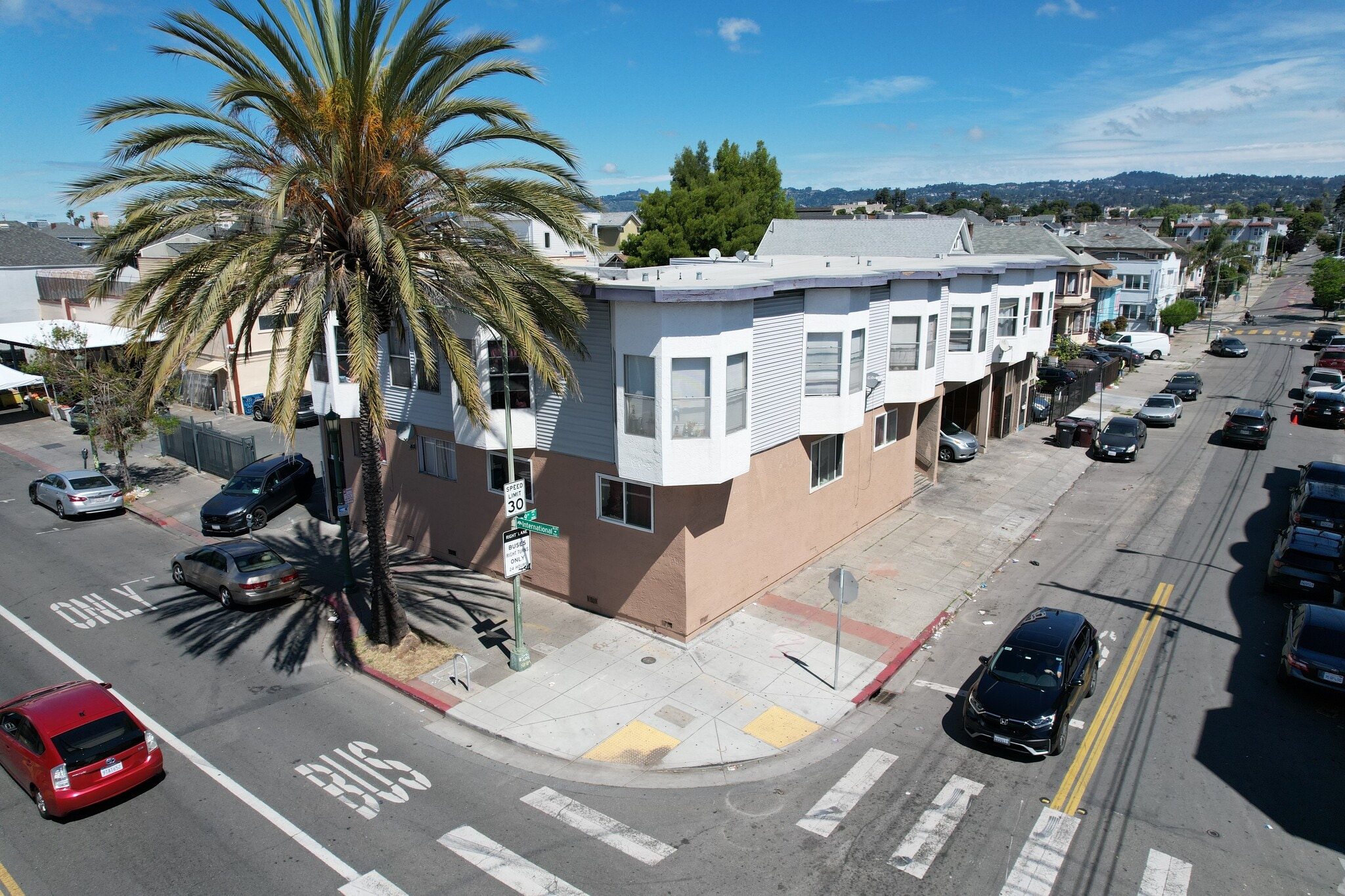 848 International Blvd, Oakland, CA for Sale