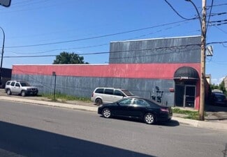 Montréal, QC Showroom - 3155 Rue Deville