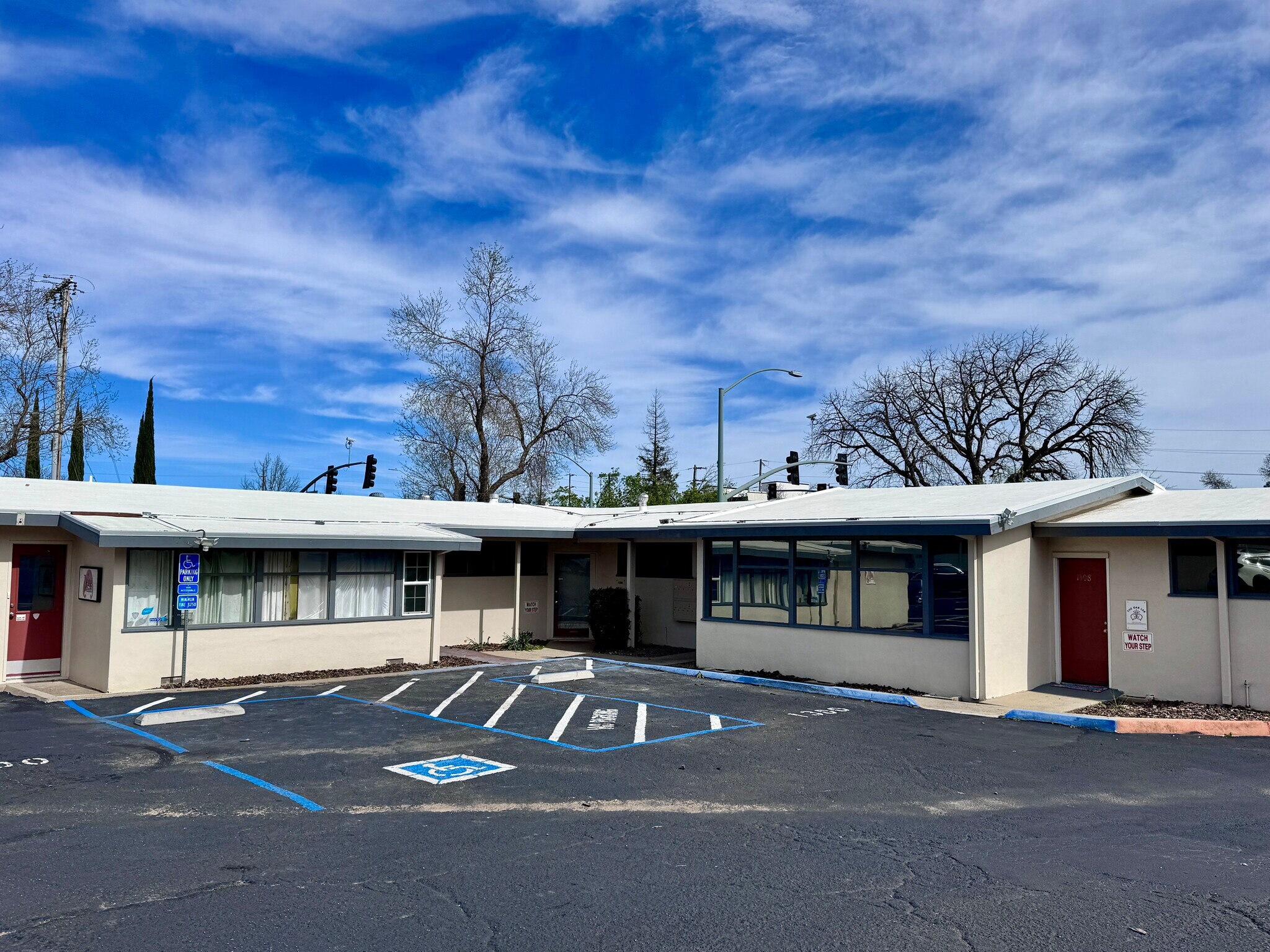 1300 Court St, Redding, CA for Rent
