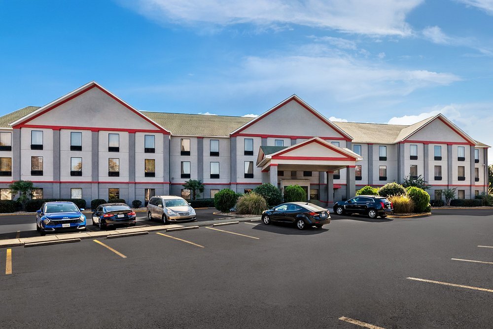 2450 Old National Pky, College Park, GA for Sale