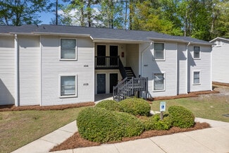 Hope Mills, NC Apartments - 4029 Professional Dr