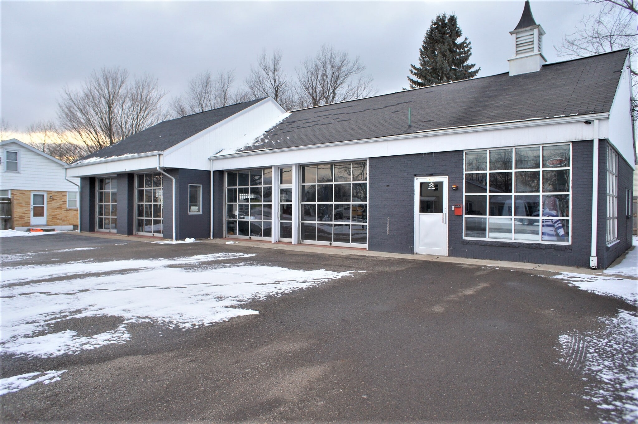 4632 Lake Shore Rd, Hamburg, NY for Sale