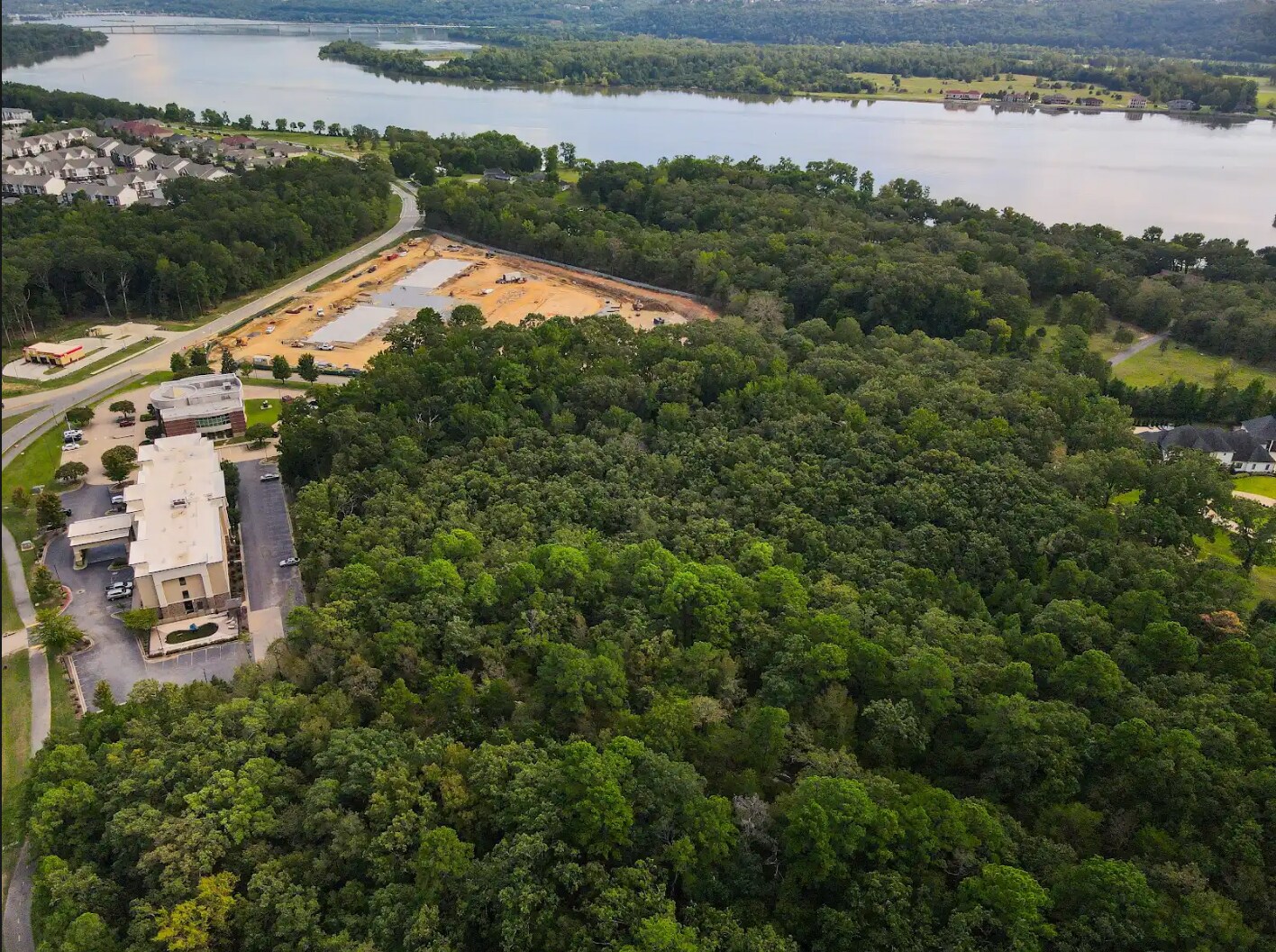 001 Crystal Hill Road, Maumelle, AR for Sale