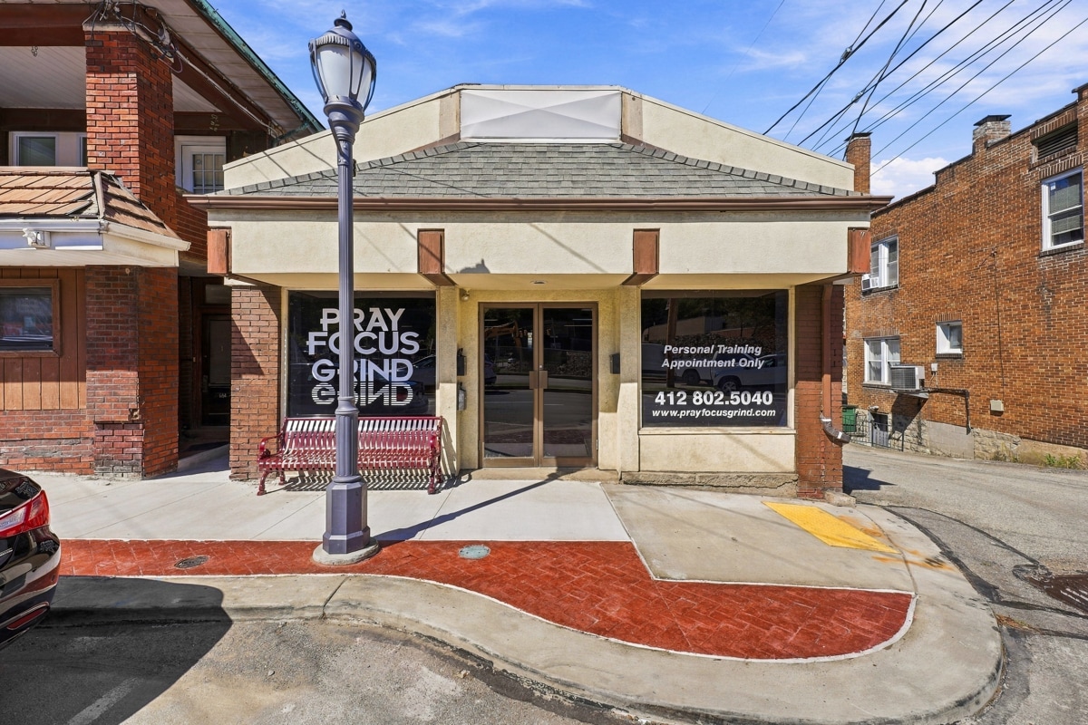 652 Center Ave, Pittsburgh, PA for Sale