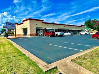 Llano, TX Storefront Retail/Office - 102 W Dallas St