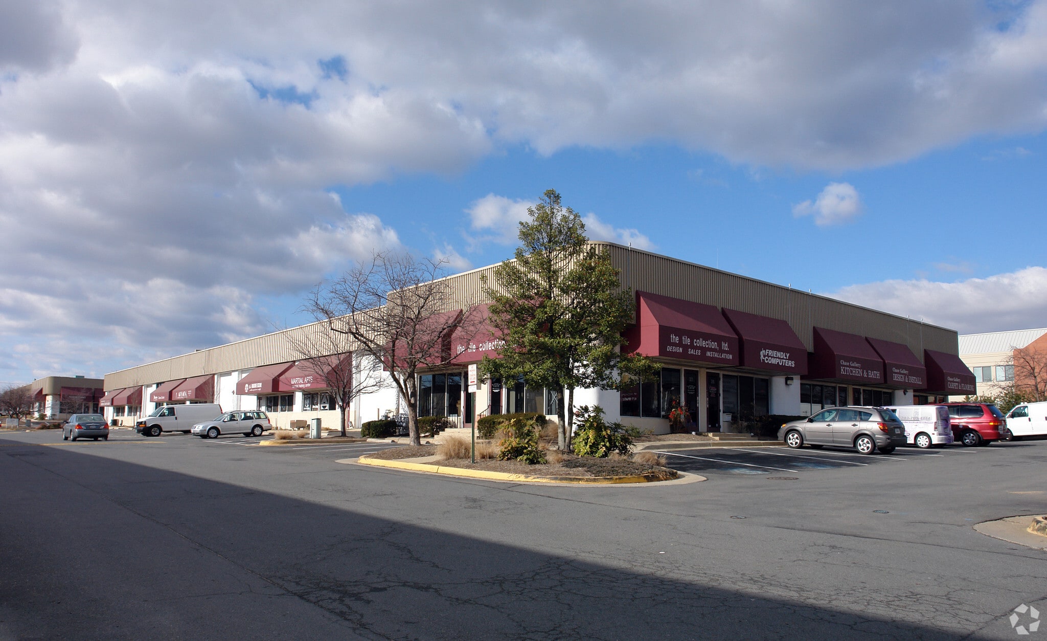221-321 Sunset Park Dr, Herndon, VA for Sale