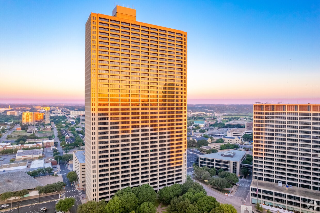 801 Cherry St, Fort Worth, TX for Rent