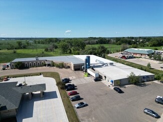 Winneconne, WI Retail - 911 E Main St